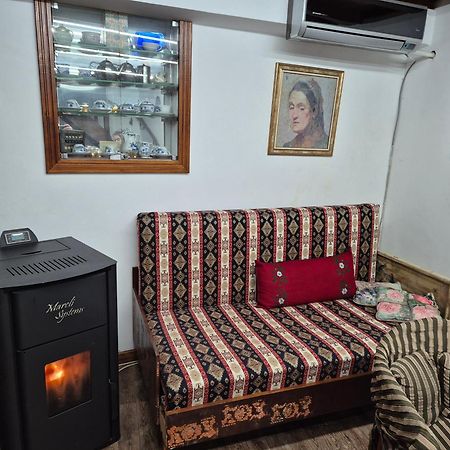 Modern And Old Lodge София Экстерьер фото