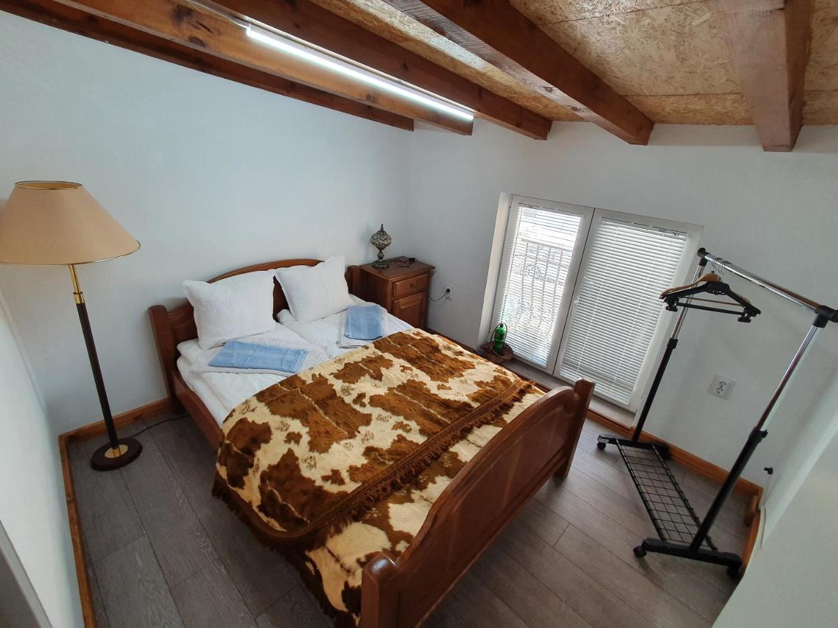 Modern And Old Lodge София Экстерьер фото